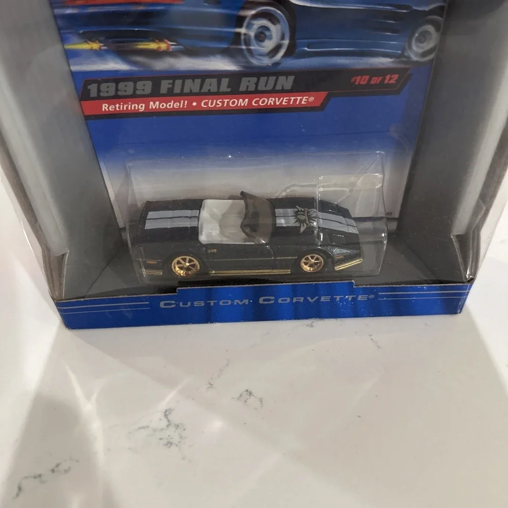 Hot Wheels 1999 Final Run Retired Custom Corvette #10 New In Box